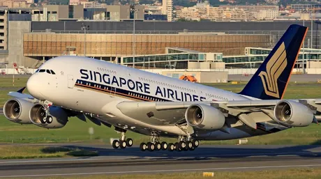 Singapore-Airlines-Will-not-Extend-Lease-on-First-A380.jpg